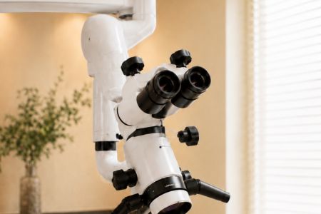 Dental operating microscope 